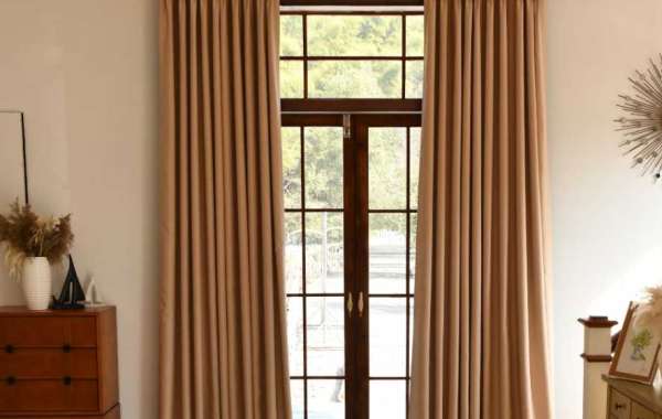 Linen Curtains for Living Room: Ideas to Create a Soft and Natural Home Atmosphere